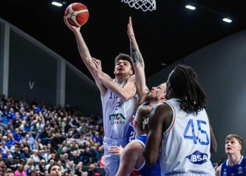 Košarka, Italija odronila Island: Azzurri će igrati Europsko prvenstvo u Reggio Emiliji