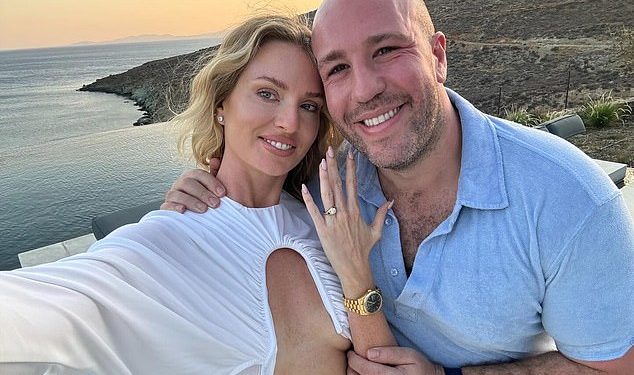 Kraljica pilatesa Bernadette Fahey zadivljuje u vjenčanom bijelom tijekom bizarne kokošje zabave uoči vjenčanja sa zaručnikom Jordanom Sukkarom