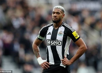 Kuća zvijezde Newcastlea Joelintona OPET je opljačkana samo nekoliko mjeseci nakon prvog napada… dok Brazilac moli za ‘siguran prostor za moju obitelj’