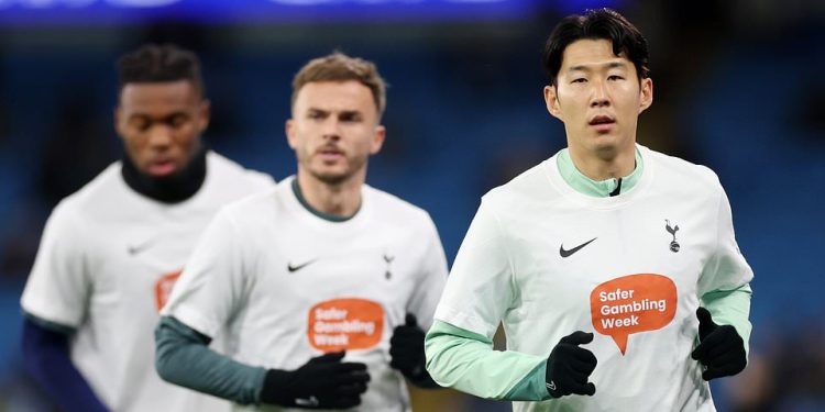 Man City protiv Tottenhama – Premier liga: rezultati uživo i ažuriranja dok je zvijezda Spursa dobio žuti karton unutar 14 SEKUNDI dok Erling Haaland protraćuje sjajnu priliku u kaotičnom početku utakmice na kišnom stadionu Etihad
