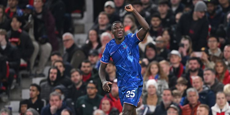 Man United protiv Chelsea – Premier liga: rezultati uživo, vijesti o momčadi i novosti dok Bluesi uzvraćaju zapanjujućim udarcem iz voleja samo nekoliko minuta nakon što su Crveni vragovi poveli