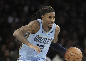 NBA zvijezda Ja Morant napao je zbog još jedne geste oružjem – jer obožavatelji tvrde da ‘nikada neće naučiti’ unatoč dvije zabrane