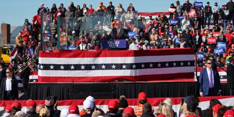 Nisam trebao napustiti Bijelu kuću – Trump – RT World News