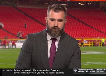 Obožavatelji su otišli bijesni jer se Jason Kelce ispričava za telefonski udar uživo na ESPN-u