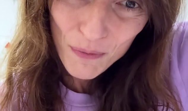 Prijatelji Davine McCall Amanda Holden, Holly Willoughby i Alan Carr predvode dobre želje nakon što je njezin partner Michael Douglas otkrio da je izašla iz operacije tumora na mozgu