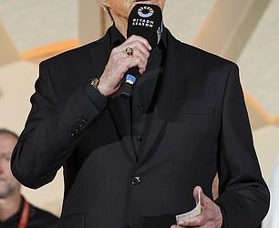 Pripremimo se za tutnjavu! Lewis Hamilton želi prirediti šou u bogatom Las Vegasu – sa slavnim osobama koje će se spustiti u Sin City na najglamurozniju utrku Formule 1