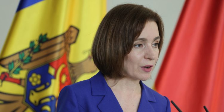 ProEU predsjednik osvojio drugi mandat u bivšoj sovjetskoj državi – Izborno povjerenstvo — RT Rusija i bivši Sovjetski Savez