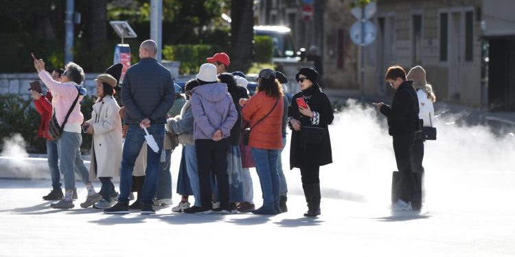 Prosječna plaća za rujan iznosila je 1.322 eura, evo gdje se zarađivalo više od 2.000
