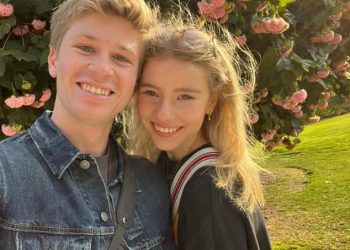 Robert Irwin otkriva izlazi li s nekim nakon razlaza s Rorie Buckley – dok dijeli što traži od žene