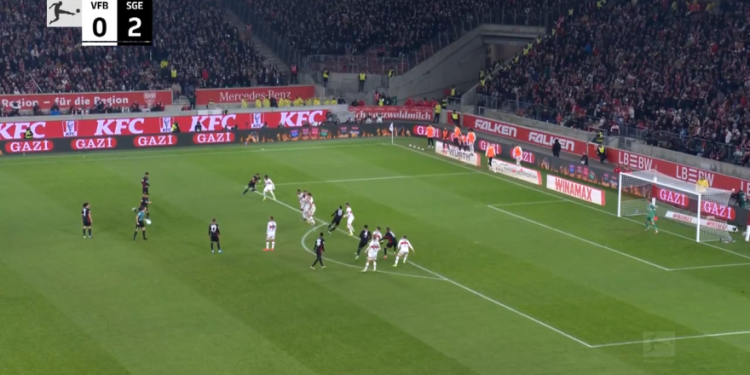 Savršena kazna! Kakav gol Eintrachtovog Marmousha