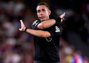 Šefovi sudaca objavili novosti o Davidu Cooteu nakon što je suspendiran jer je bivšeg trenera Liverpoola Jurgena Kloppa na video snimci nazvao ‘njemačkim kurcem’