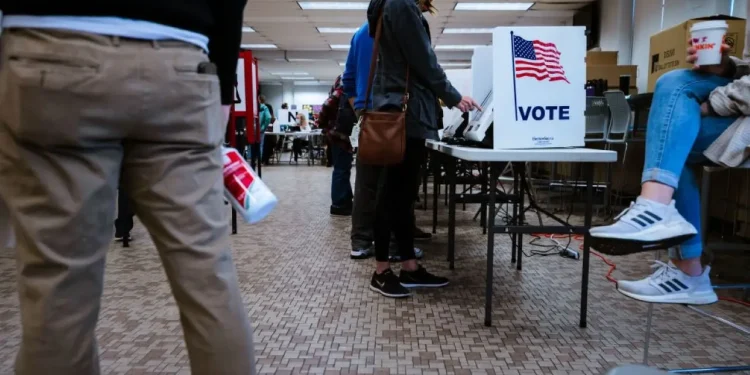 Sjeverna Karolina, Novi Meksiko, Južna Karolina, Virginia, Zapadna Virginia završava rano osobno glasovanje u subotu