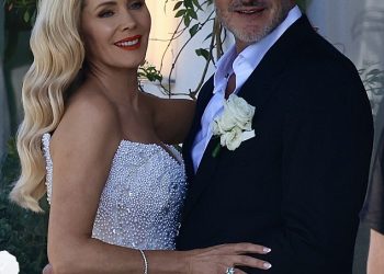 Sophie Falkiner udaje se u 51. godini na bajkovitom vjenčanju u Sydneyu nakon što je zvijezda Kola sreće devet godina čekala na ljubav