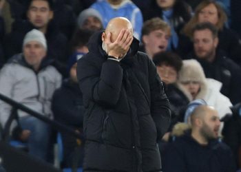 Sportske novosti – Guardiola iz svlačionice Cityja izašao u ranama i posjekotinama: ‘Nisu ga valjda igrači tukli’