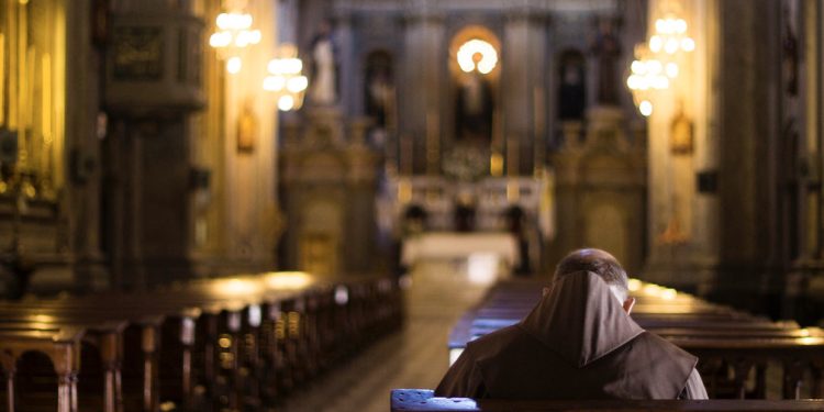 Svetac trenutno ozdravio od teške depresije po ovoj molitvi