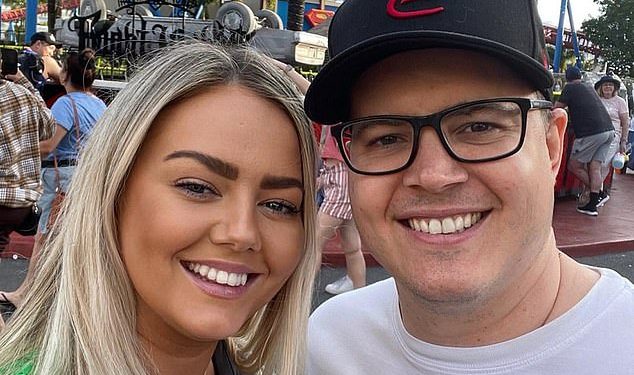 Tahnee Sims dijeli emotivnu počast dečku Johnnyju Ruffu godinu dana nakon tragične smrti zvijezde Home and Away