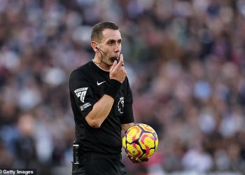 Tko je David Coote? Koga podržava sudac Premier lige i kako je postao dužnosnik dok je PGMOL pokrenuo istragu nakon viralnog videa