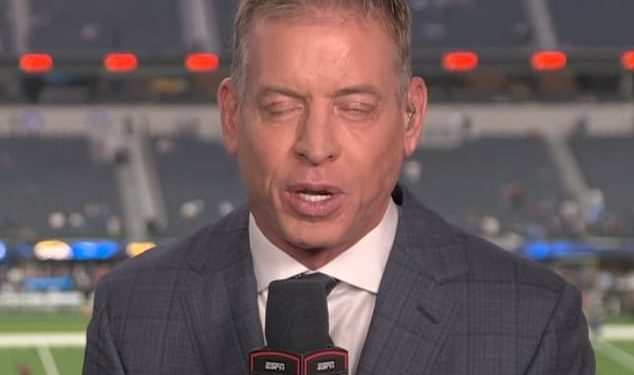Troy Aikman izazvao je zabrinutost obožavatelja NFL-a svojim posljednjim pojavljivanjem u Nogometu u ponedjeljak navečer