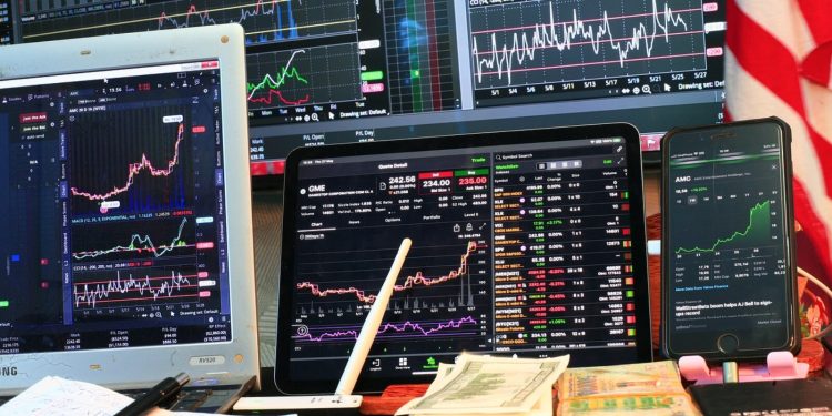 Veliki pad dionice Tesle u samo jednom danu