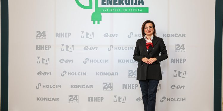 Zbog neusklađenosti regulative na čekanju oko 40 projekata OIE