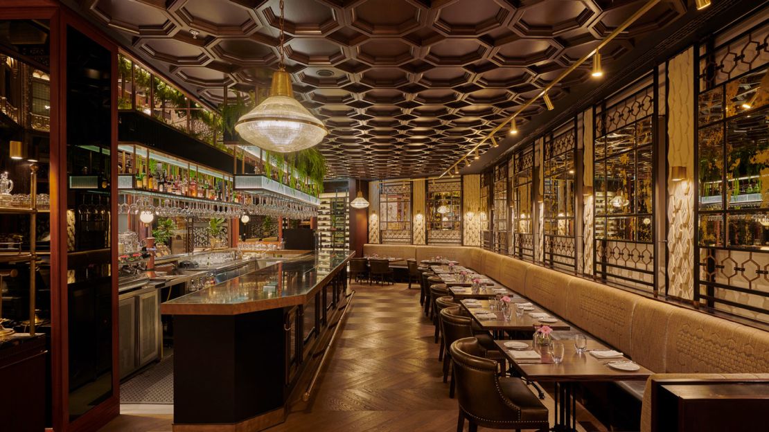 Ovo lijepo dizajnirano mjesto je i otmjeni restoran i elegantan bar.