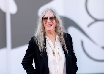 ČESTITKA PATTI SMITH ‘Bila je ovo vrlo teška godina, ali razmislite o onima koji imaju manje. Sretna nova’ | NACIONAL.HR
