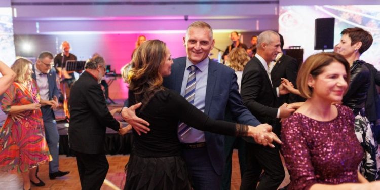 27. Božićni bal RC Split: Humanitarna čarolija u Hotelu Le Meridien Lav