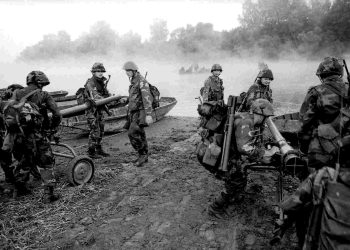 3.prosinca 1991. Zločini srpske vojske – otkriveno devet masovnih grobnica na Banovini