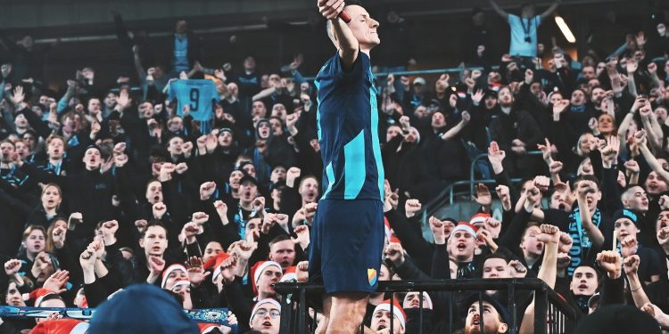 KONFERENCIJSKA LIGA Dostojan oproštaj klupske legende, BiH-igrač rođen u Srbiji vodio navijanje protiv Legije | NACIONAL.HR