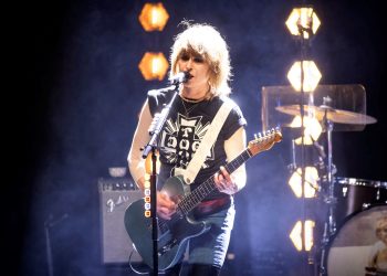 ISPRIČALA SE, ALI… Chrissie Hynde poručila fanovima da ne želi mobitele na koncertu i ista lica u prvom redu | NACIONAL.HR