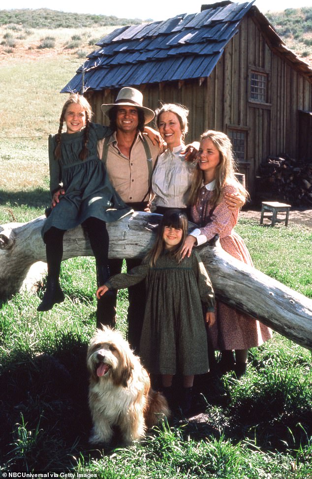 Ona je kći zvijezde Little House on The Prairie Michaela Landona; viđen sa svojim kolegama u trećoj sezoni