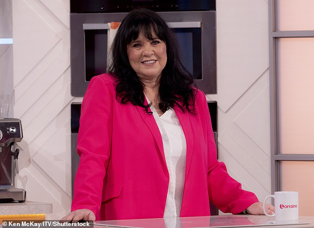 U veljači je Coleen otkrila da je ostavila dečka Michaela tri puta nakon što ju je prevario bivši suprug Shane Richie koji ju je ostavio s 'problemima' u vezi