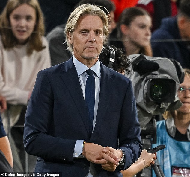 Legenda Liverpoola Jamie Carragher ranije se sukobio s Fjortoftom na društvenim mrežama