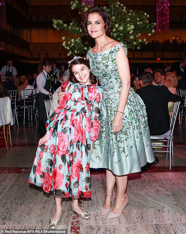 Holmes i Suri Cruise na proljetnoj gali svečanosti Američkog baletnog kazališta u New Yorku 2018.