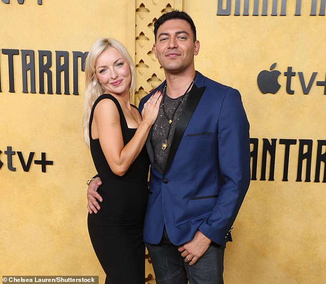 Eastwood je u vezi s glumcem Alexanderom Wraithom i par ima šestogodišnjeg sina. Nije jasno je li Wraith žrtva - na slici 2022