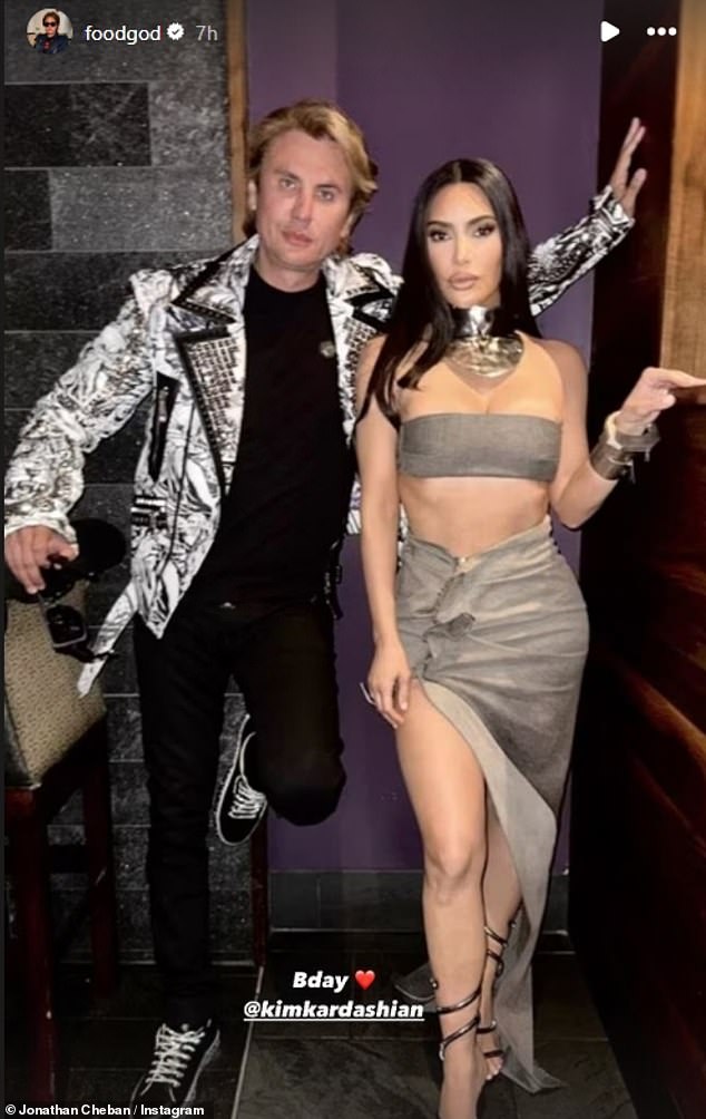Jonathan je bio blizak prijatelj s Kim Kardashian 20 godina, a počeo se pojavljivati na TV-u s njom 2009.