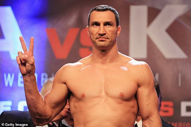 U dobi od 48 godina, Wladimir Klitschko je razmišljao o povratku u ring više od sedam godina nakon svoje posljednje borbe - i želio je sučeliti se s Duboisom u veljači 2025.