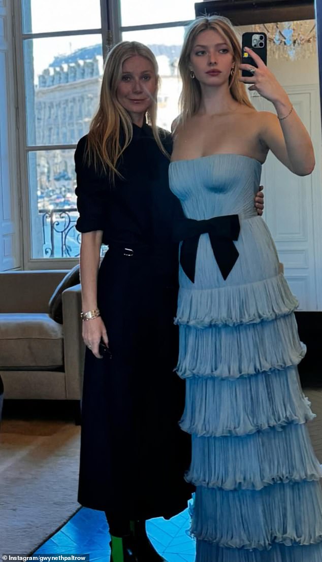 Dok je njezina majka možda hollywoodska A-lister, a njezin otac velika pop zvijezda, Apple Martin sama stvara valove
