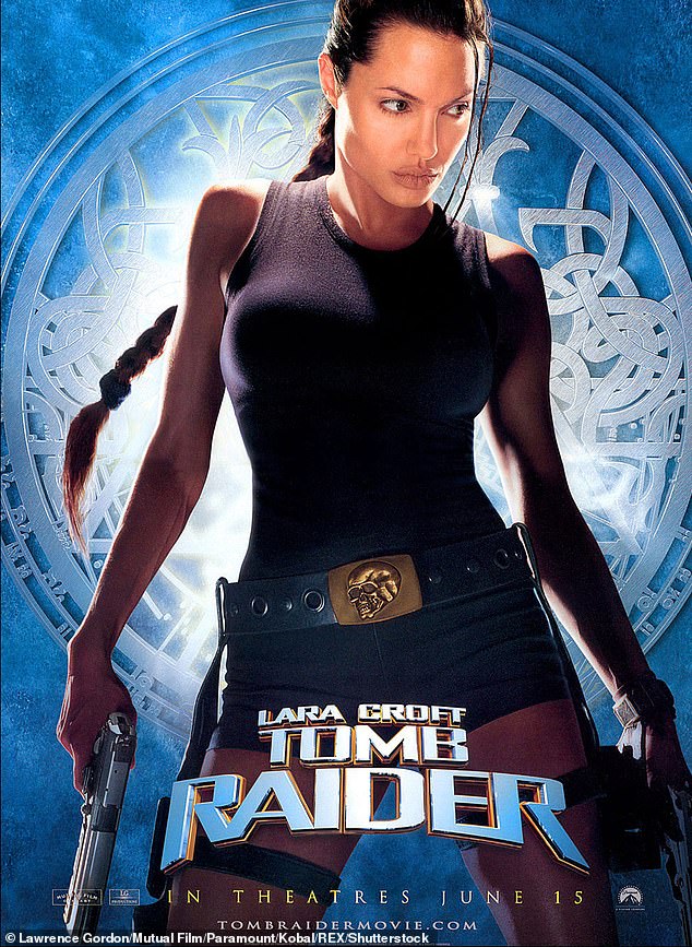 Jolie je postala međunarodna zvijezda ulogom Lare Croft u serijalu filmova Tomb Raider 2001. i 2003.