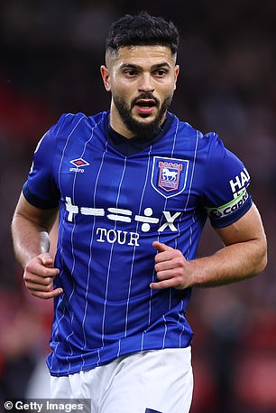 Kapetan Ipswicha Sam Morsy odbio je nositi traku duginih boja na ruci iz vjerskih razloga