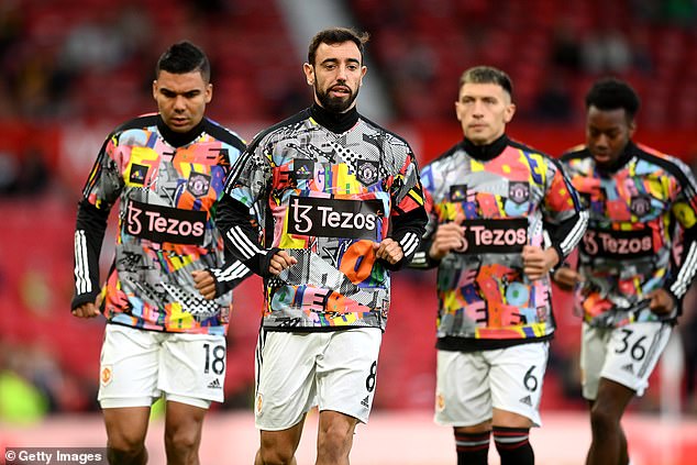 U prethodnim sezonama United je nosio gornji dio kako bi pokazao svoju podršku LGBT zajednici