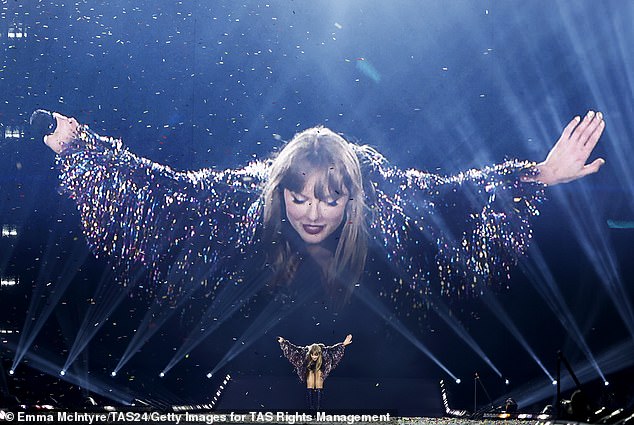 Milenijalka koja se školovala kod kuće konačno će završiti svoju turneju The Eras, vrijednu 1,93 milijarde dolara, sa 149 datuma u BC Placeu u Vancouveru ovog petka, subote i nedjelje (na slici 14. studenog).