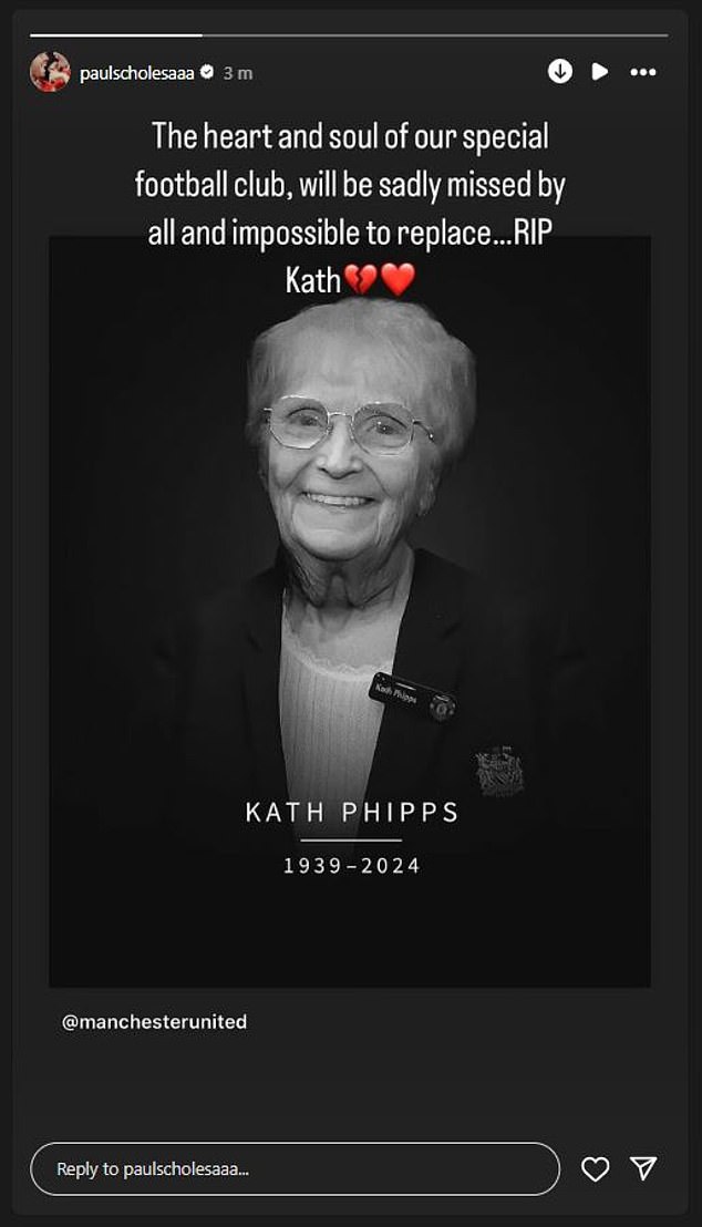 Unitedova legenda Paul Scholes opisao je Phippsa kao 'srce i dušu' nogometnog kluba