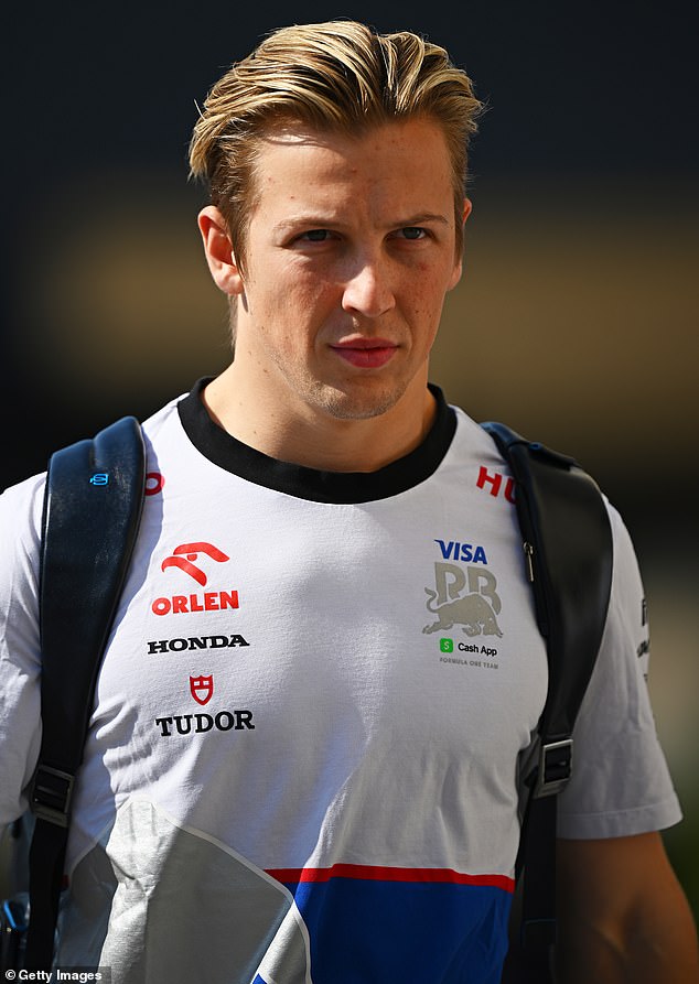 Kiwi F1 vozač Liam Lawson sugerirao je da je odluka neizbježna u vezi s nejasnom budućnošću Sergia Pereza u Red Bullu