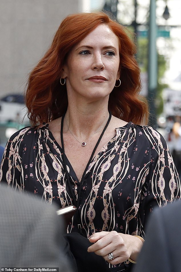 'To bi bilo nevjerojatno', uzviknuo je Adams. »To bi bilo tako zabavno. Mislim... kad bi me to približilo Taylor, onda bi to bilo zabavno'