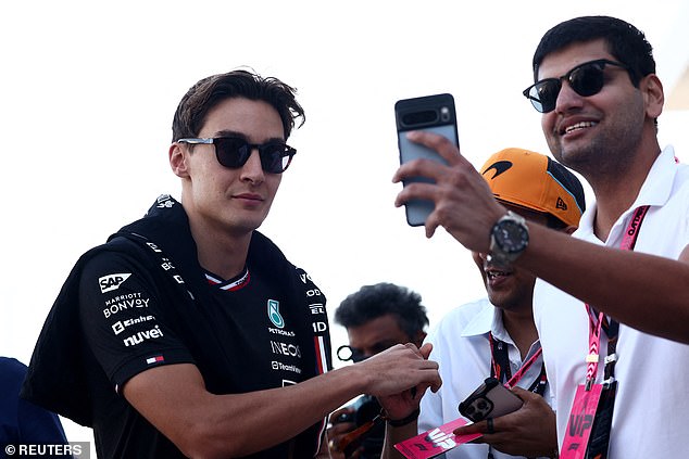 Nakon tri godine s momčadi potpisao je ugovor s Mercedesom zamijenivši Valtterija Bottasa kao novi timski kolega Lewisa Hamiltona