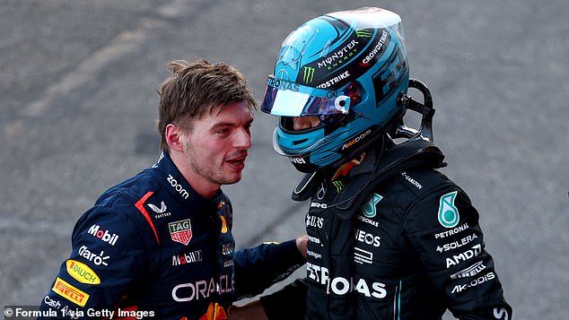 Njih su dvojica viđeni u žestokoj raspravi nakon kontakta na stazi koji je završio Maxom Verstappenom koji je uvrijedio svog suvozača