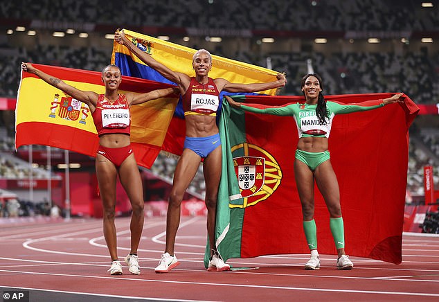 Peleteiro (lijevo) je osvojila broncu na Olimpijskim igrama u Tokiju, a ujedno je i europska prvakinja