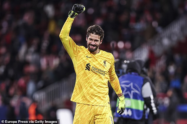 Povratak na broj 1 Alisson bio je prisiljen naporno raditi zbog Gironinog probnog napada dok su gosti vidjeli tijesan bijeg u Španjolskoj