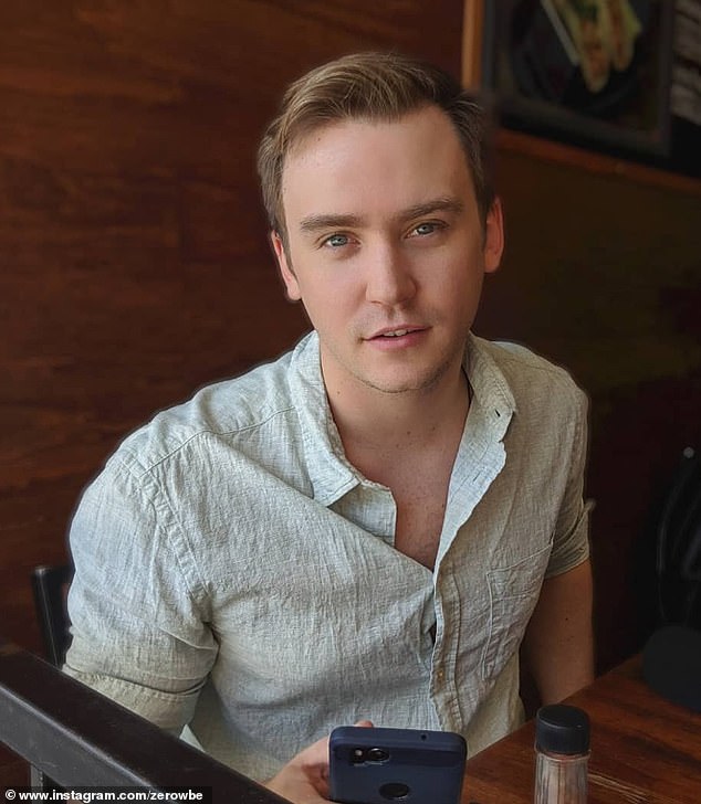 Blake je iu zrelim godinama ostao raditi u show businessu, ali ne i pred kamerama